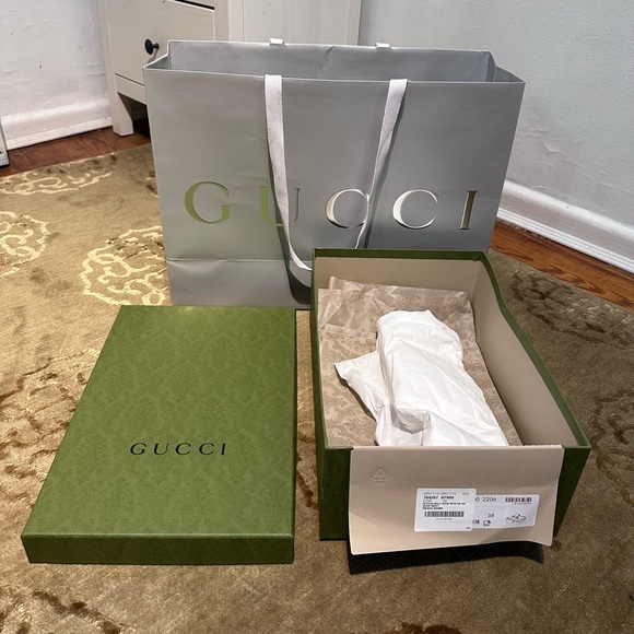 Authentic Gucci Empty Box - Picture 7 of 7